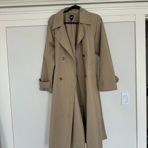 GAP Women's Classic Beige Trench Coat
